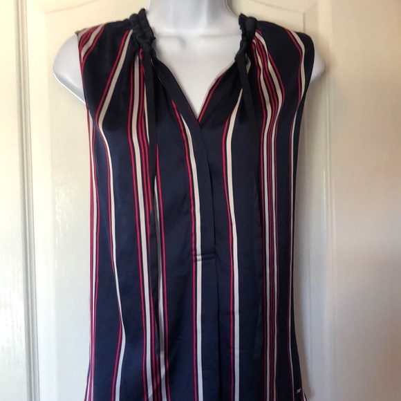 Tommy Hilfiger Keyhole Navy Blue Red White Top - Picture 4 of 8